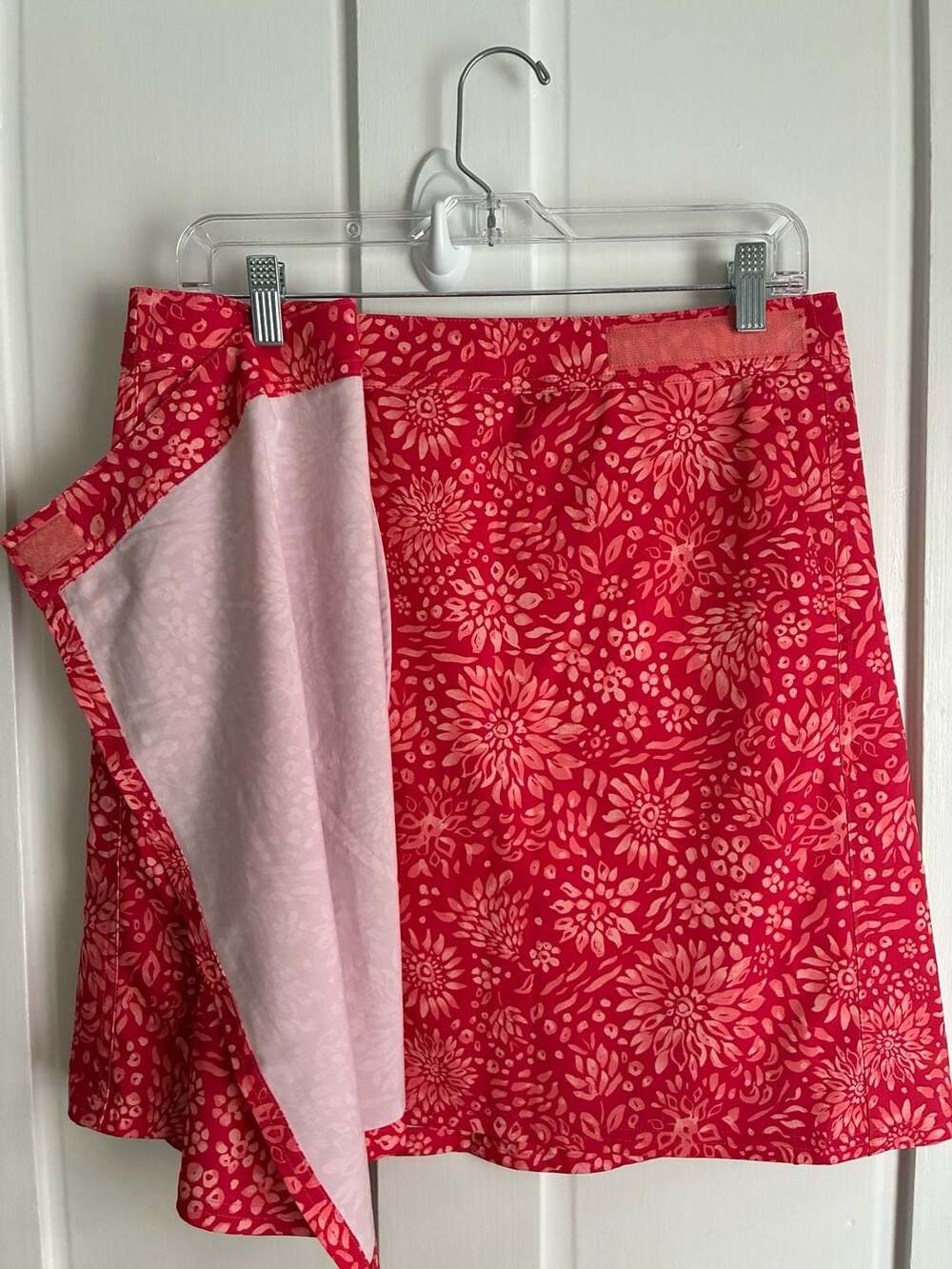 RipSkirt Women's Floral Wrap Skirt Red Size Medium - Picture 3 of 6